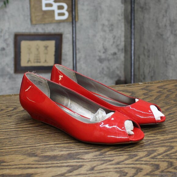 Bandolino Womens Open Toe Wedge Heels 1673fe37e39e9d Red 6M - Picture 1 of 8